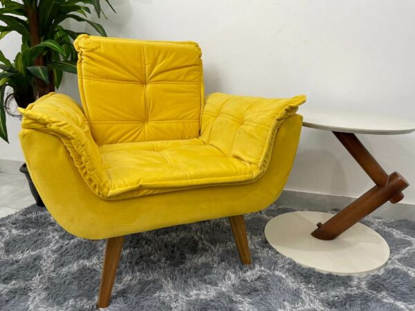 Poltrona Opala – Amarelo Veludão