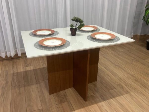 Mesa de Jantar Helo 1.20x0.90  Mel/Off White